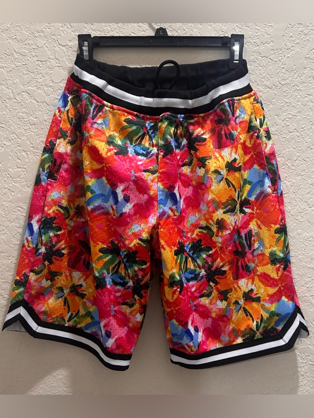 CSG Men's Watercolor Floral Legend Shorts Medium